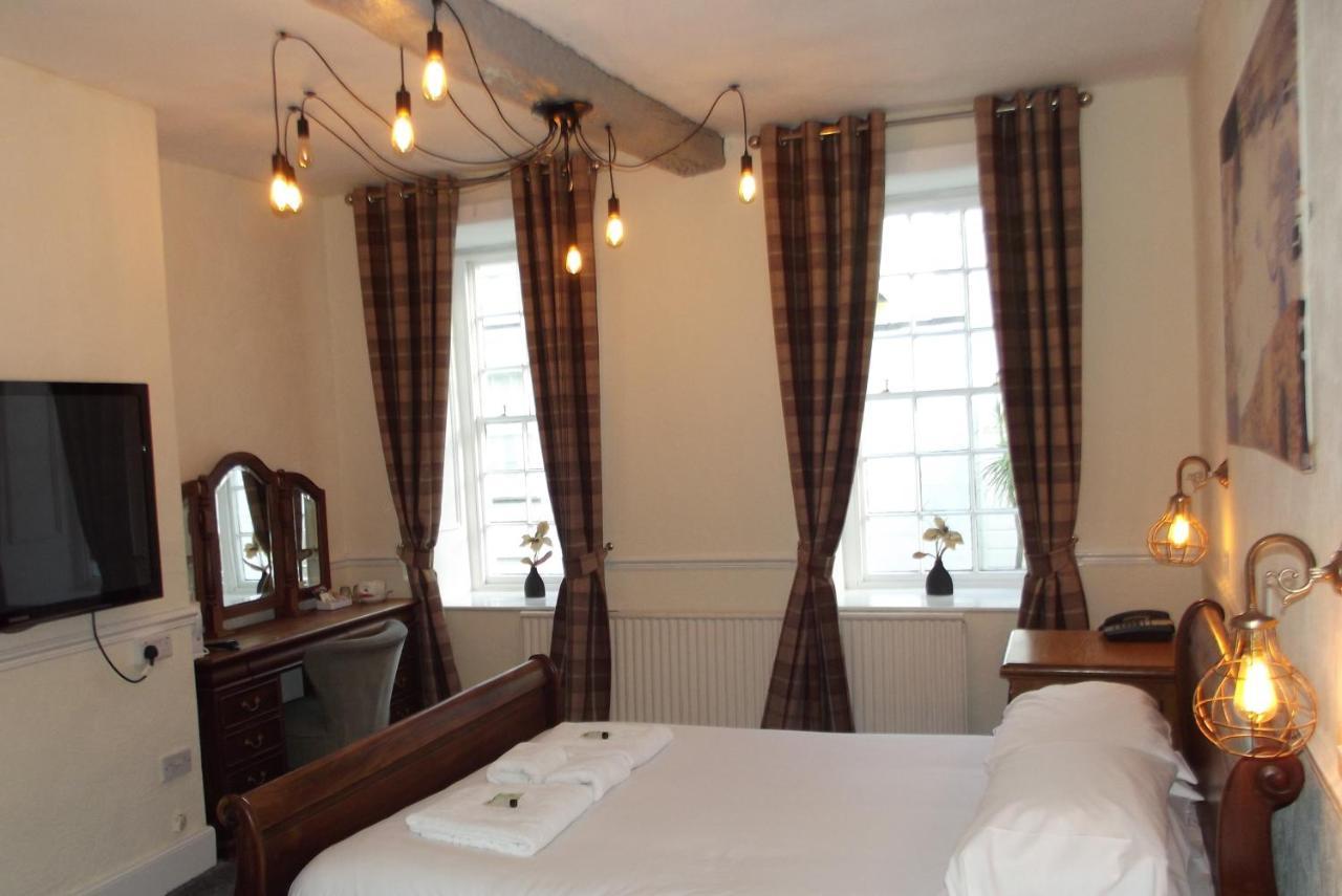 The Liverpool Arms Hotel Beaumaris Exterior foto